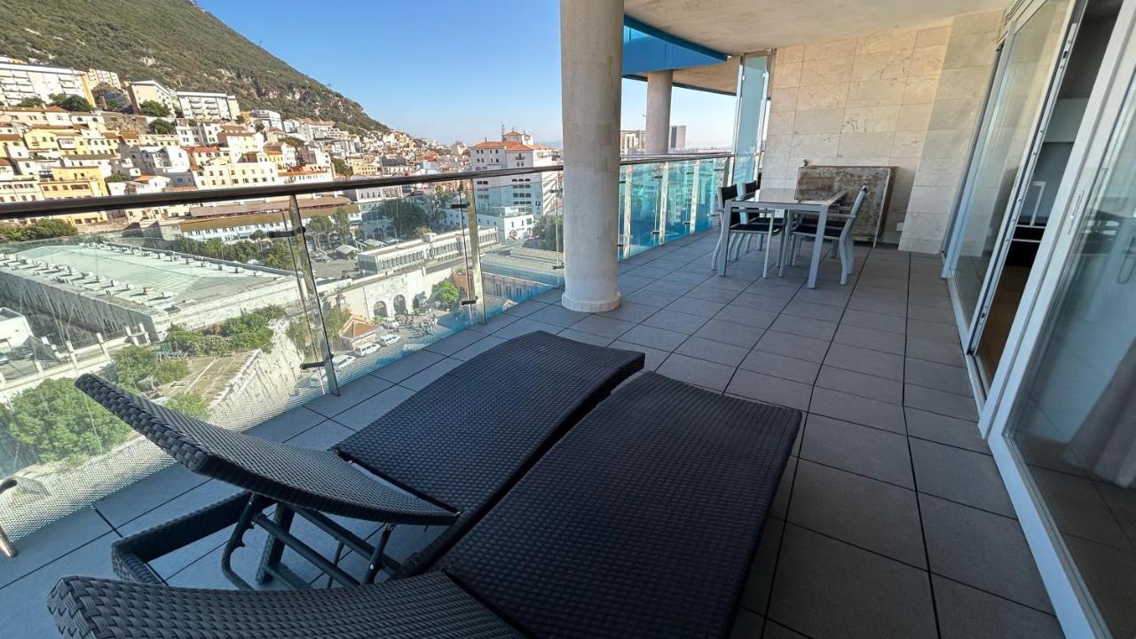 Ocean Village Luxury 2 Bed 2 Bath Apartment - Amazing Views - Pools And Jacuzzis 直布罗陀 外观 照片