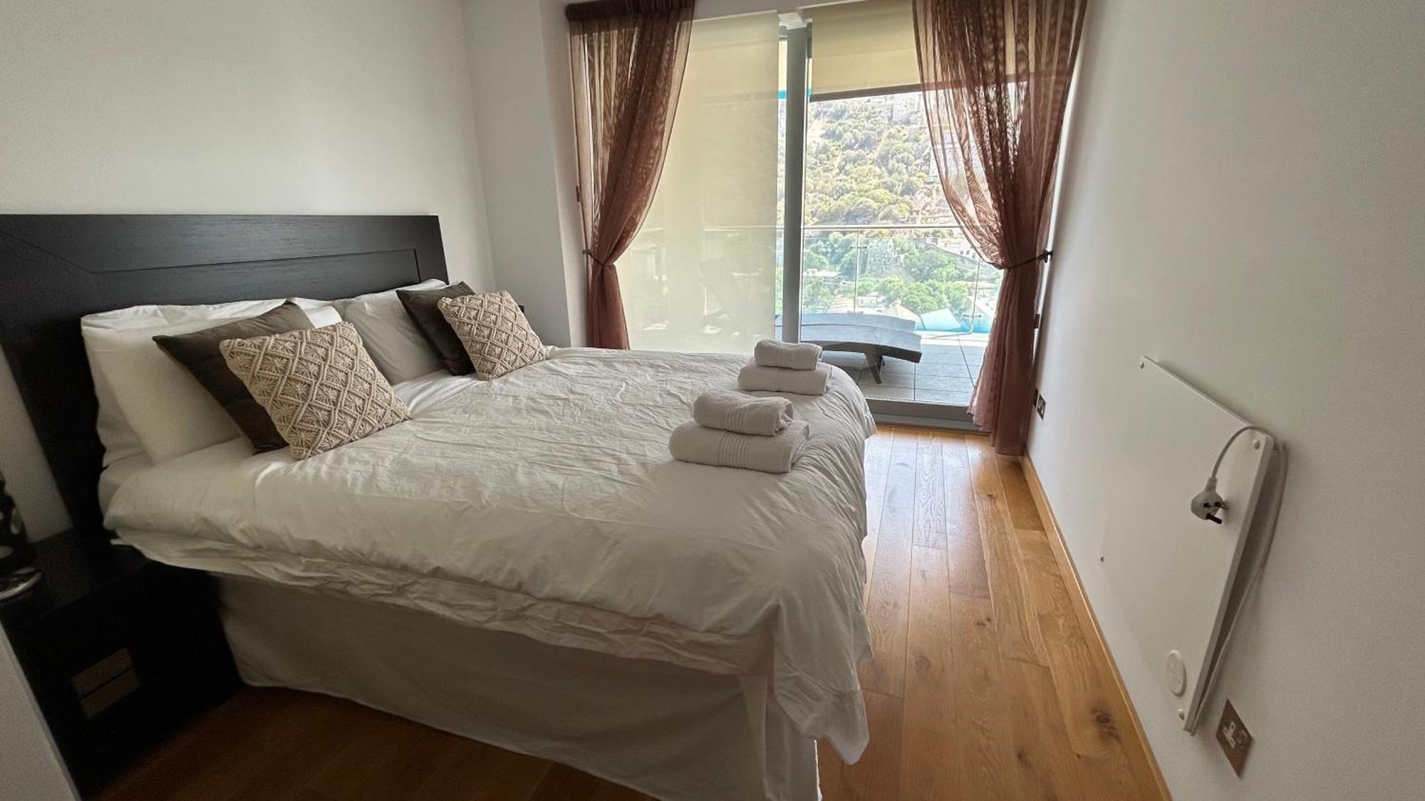 Ocean Village Luxury 2 Bed 2 Bath Apartment - Amazing Views - Pools And Jacuzzis 直布罗陀 外观 照片